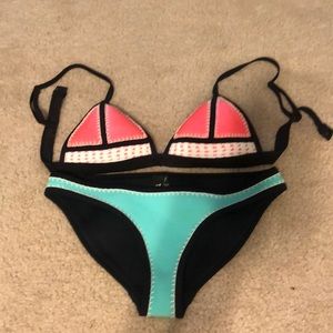 Triangl bikini